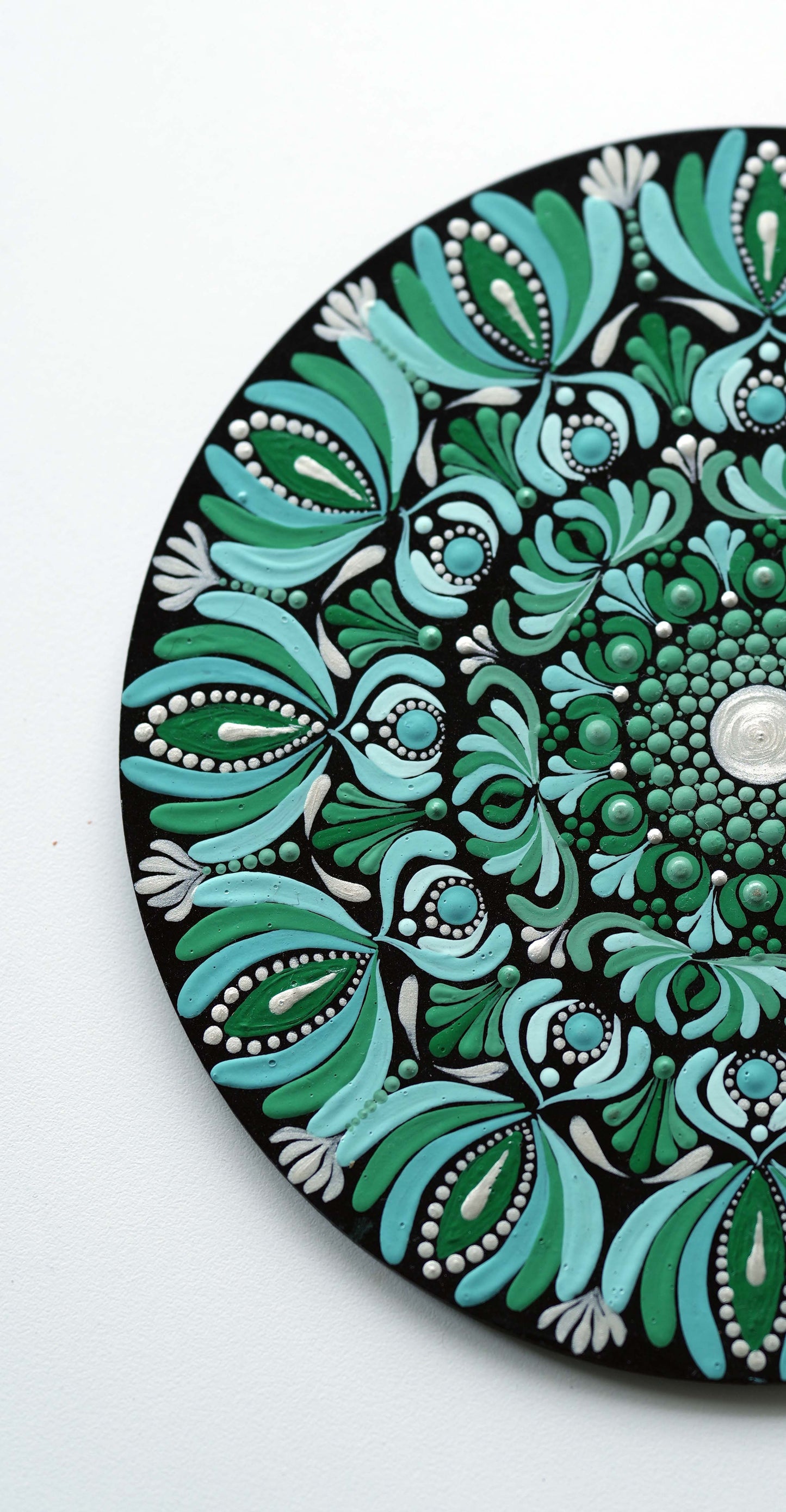 Hand-Painted Green Mandala Wall Plate – Dot Art