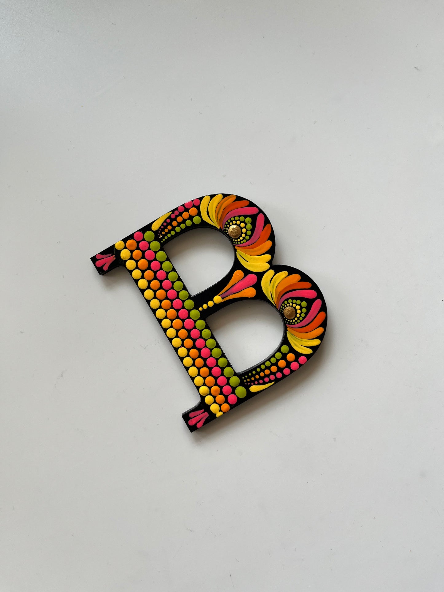 Handpainted Mandala Dot Art Alphabet ‘A to Z’ – Magnets