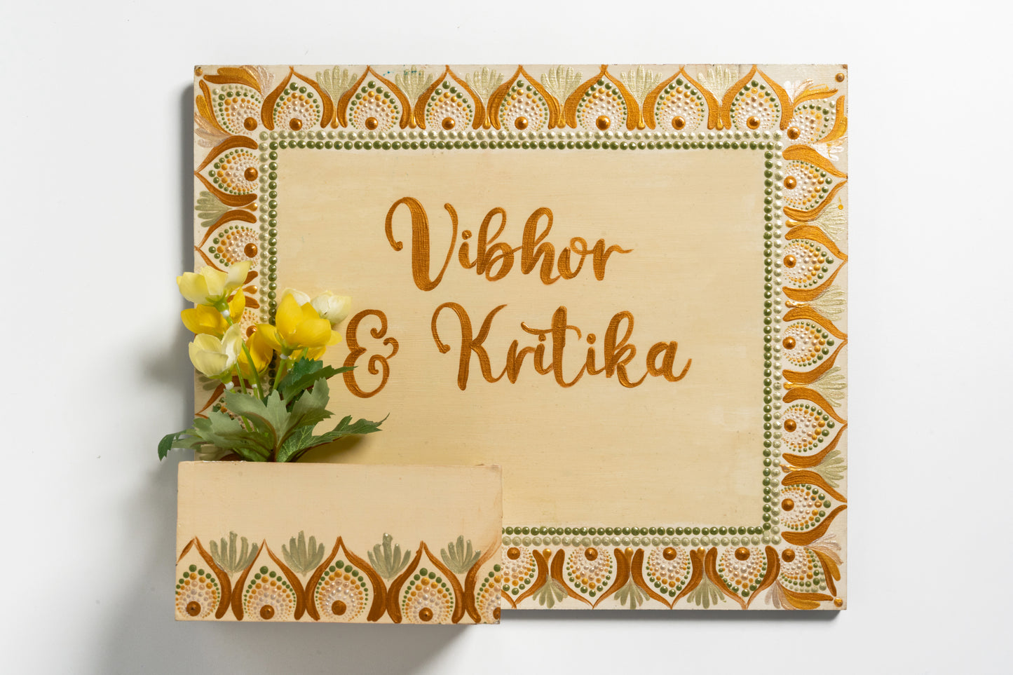 Dot Mandala Planter Nameplate – 25x30 cm – Hand-painted & Personalized