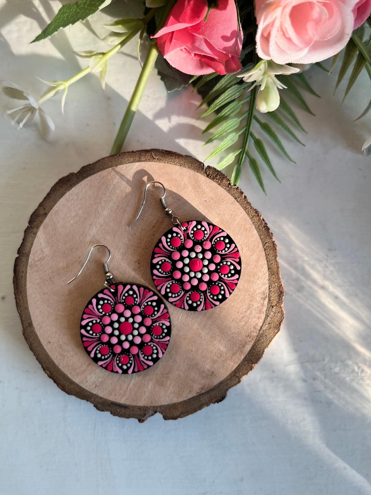 Dot Mandala art Earrings Round - Light Pink & Red