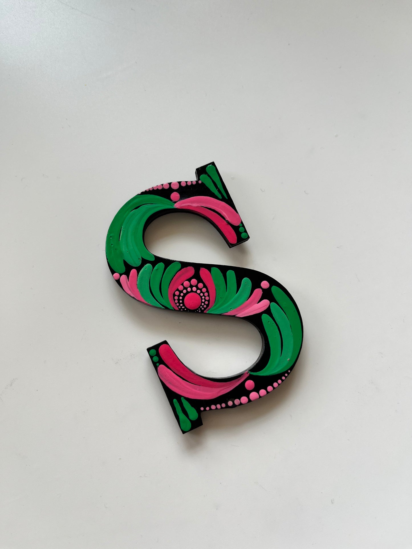 Handpainted Mandala Dot Art Alphabet ‘A to Z’ – Magnets