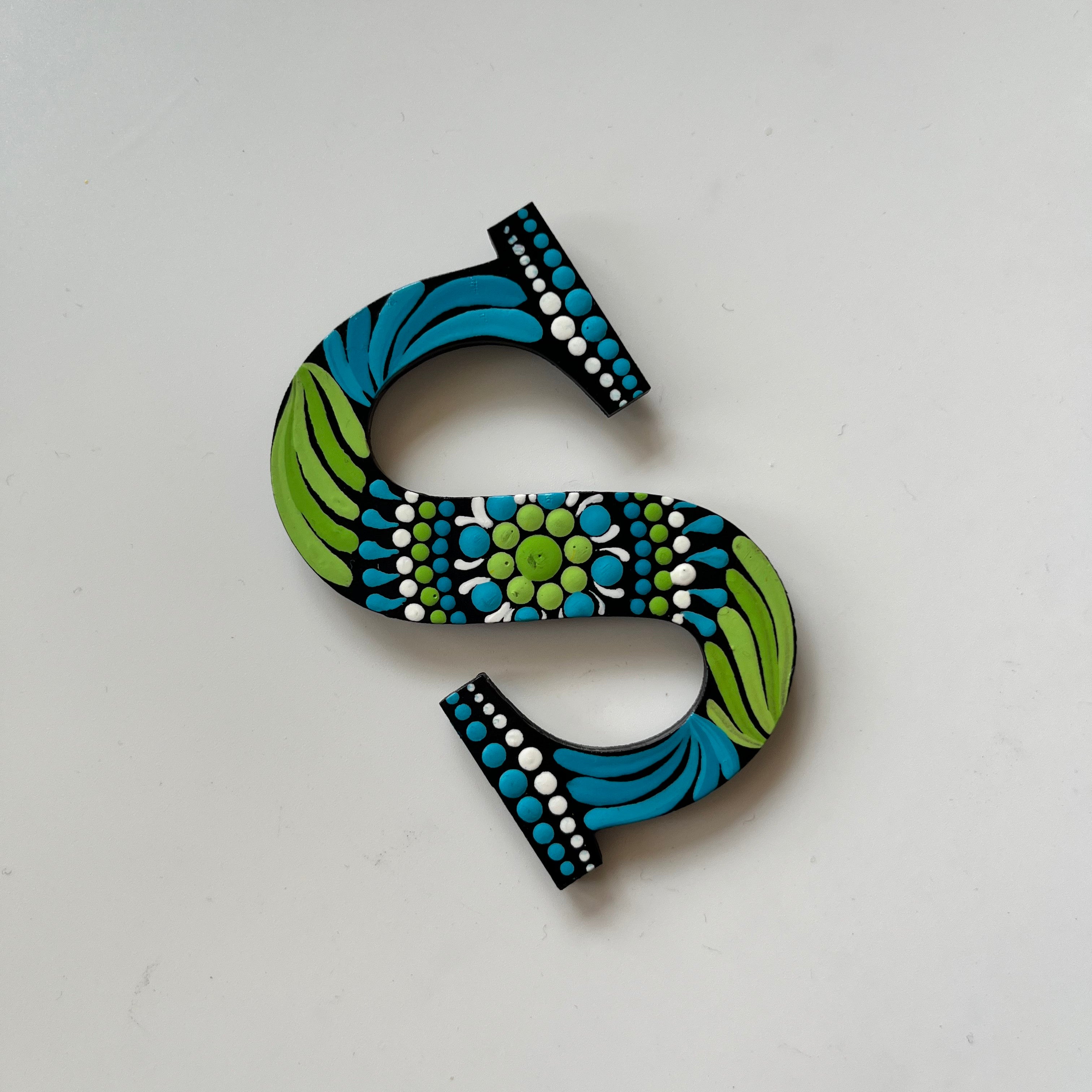Handpainted Mandala Dot Art Alphabet ‘A to Z’ – Magnets